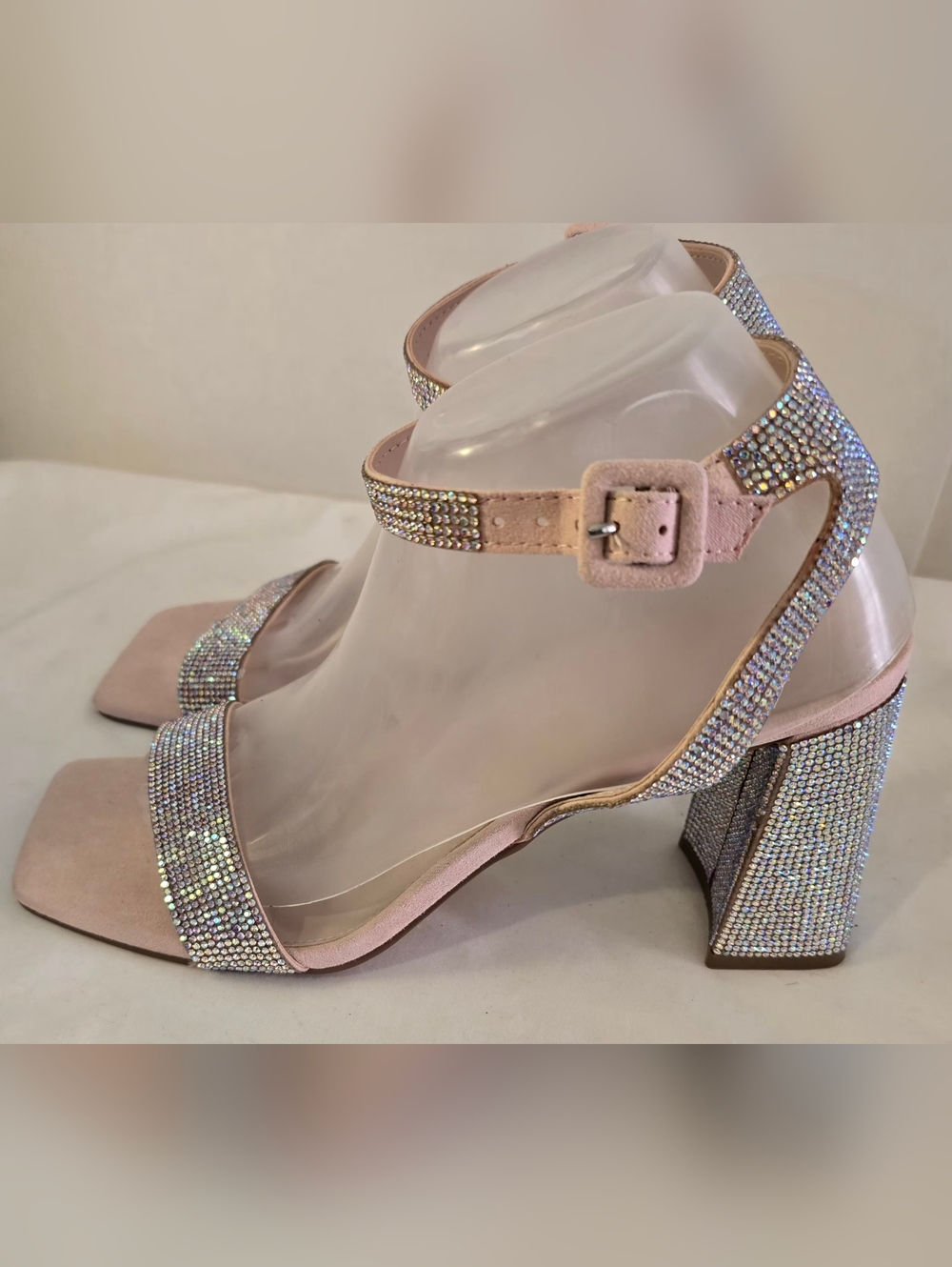 *NEW Madden Girl Pink Rhinestone Block Heel Sandals 10